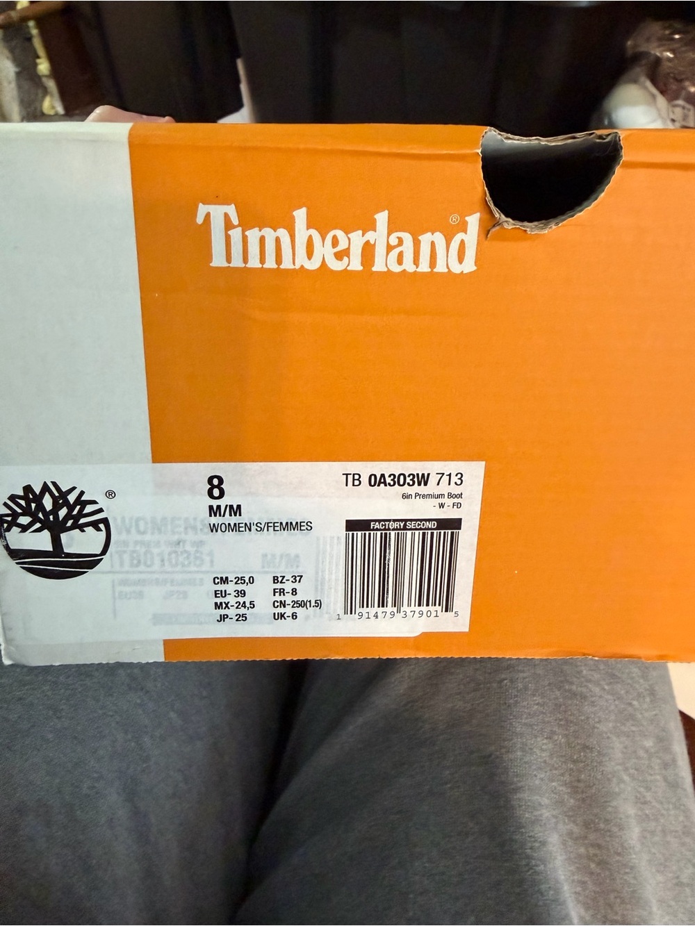 Timberland Orange and White Branded Shoe Box - Picture 3 of 4